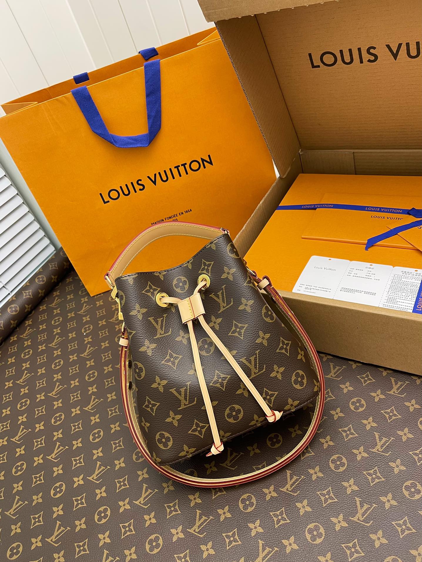 LV Bucket Bags